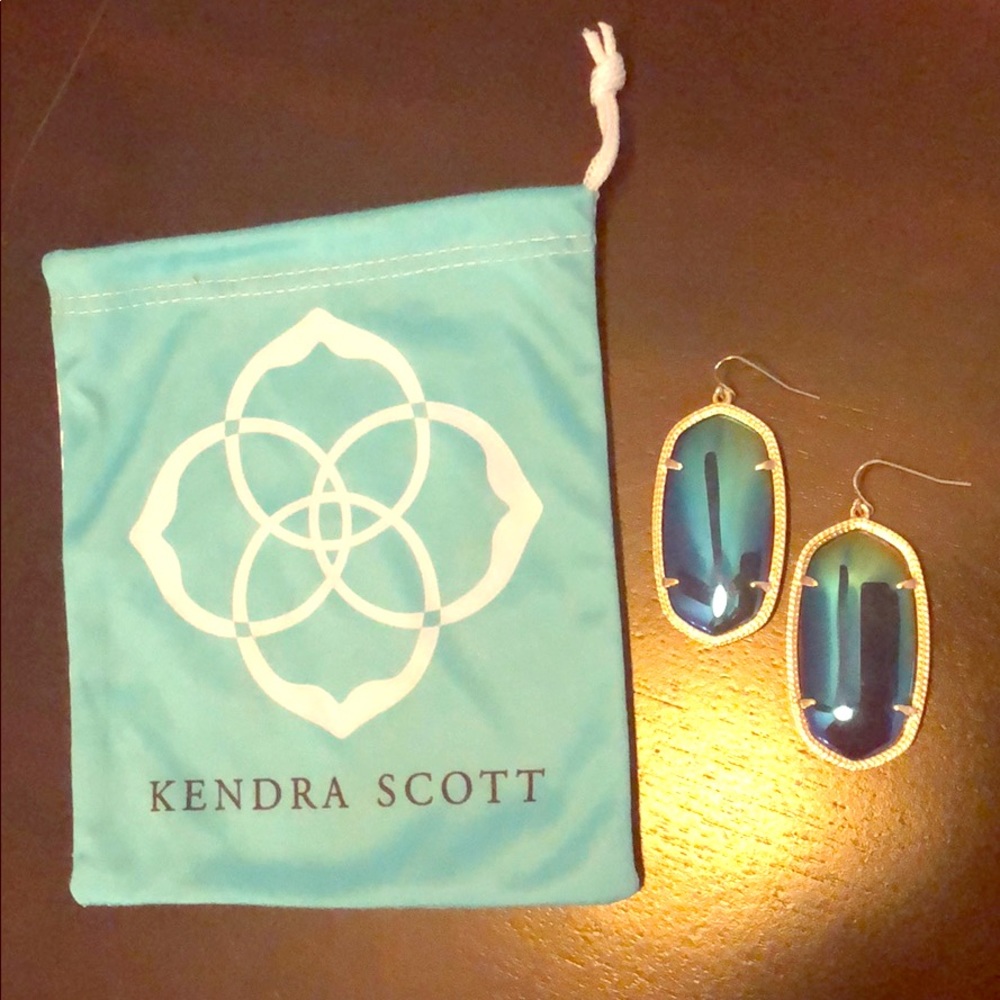Kendra Scott Danielle Blue iridescent earrings 💙